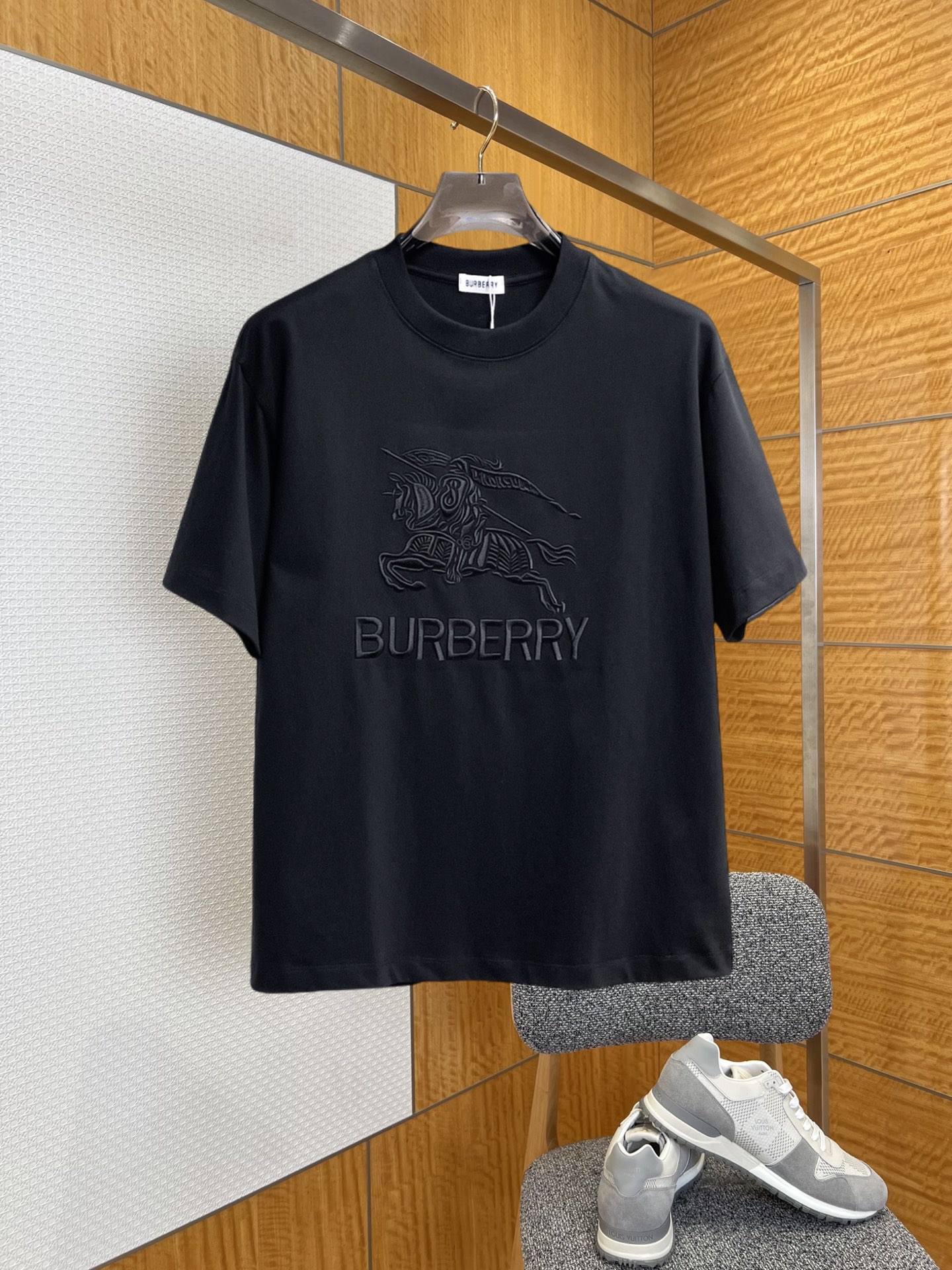 short sleeves
